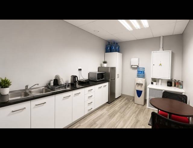 262M² OFFICE TO LET IN MORNINGSIDE